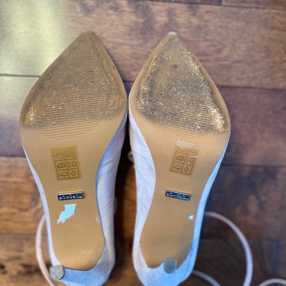 Blush strappy suede pumps - Picture 6 of 8